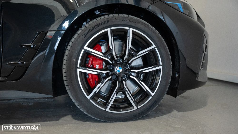 BMW i4 M60 Pack Desportivo M Pro - 32