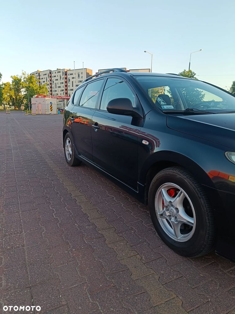 Hyundai i30 1.6 CRDi Base - 6