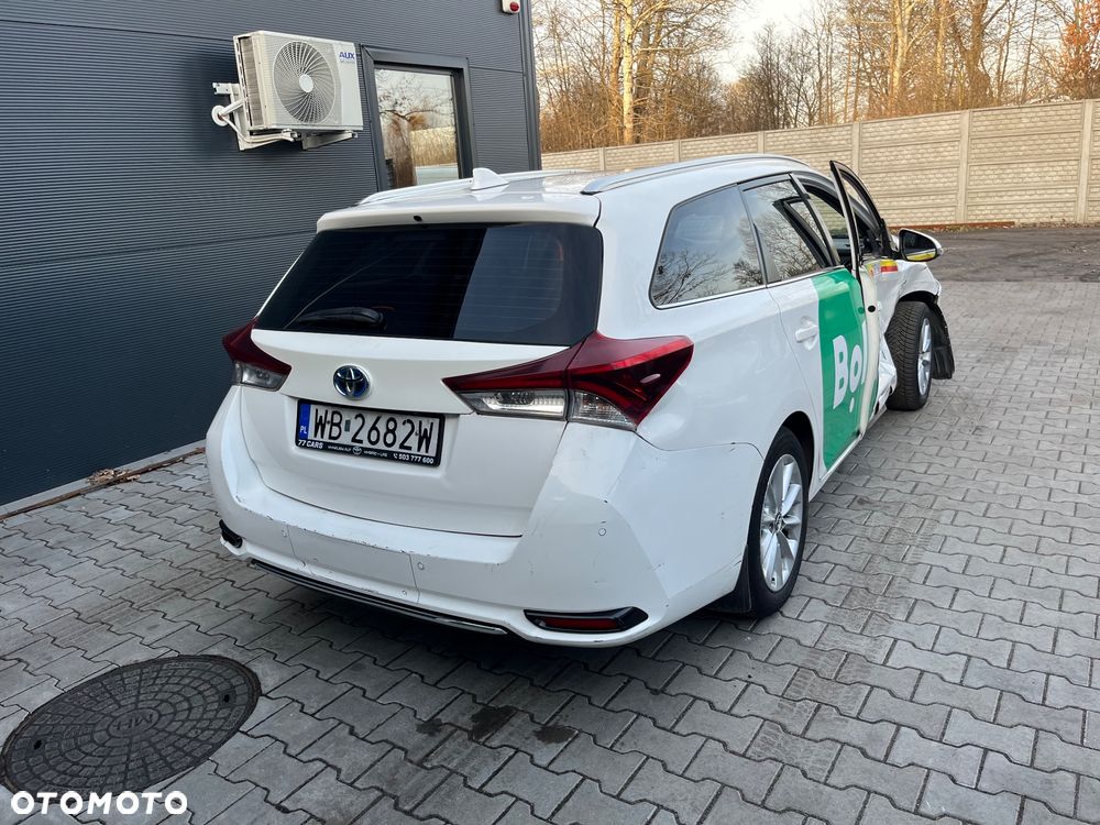 Toyota Auris Hybrid 135 Comfort - 10