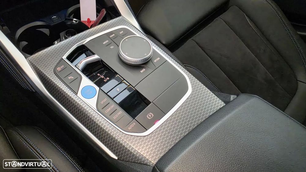 BMW i4 eDrive40 Pack Desportivo M - 46