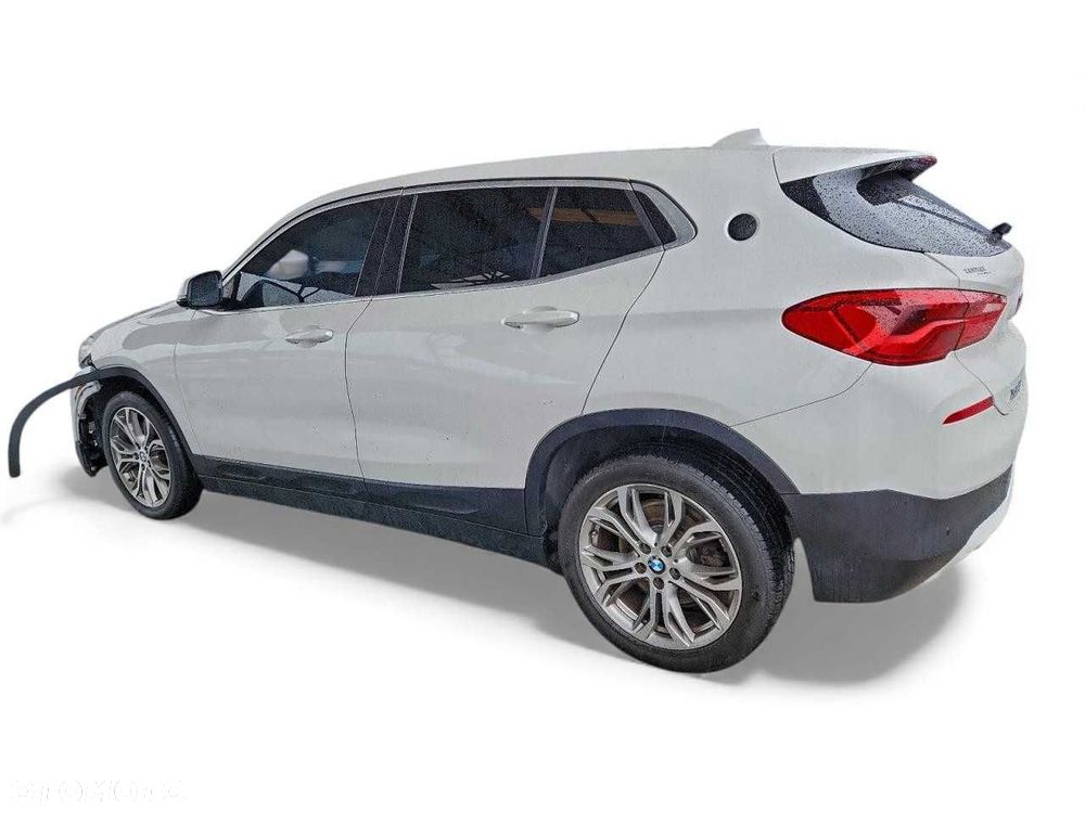 BMW X2 B46A20 Części Blacharskie Silnik Wnętrze - 4