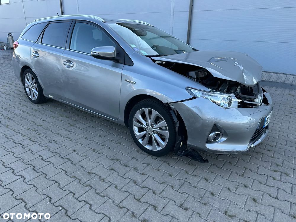 Toyota Auris 1.8 HSD Luna - 3