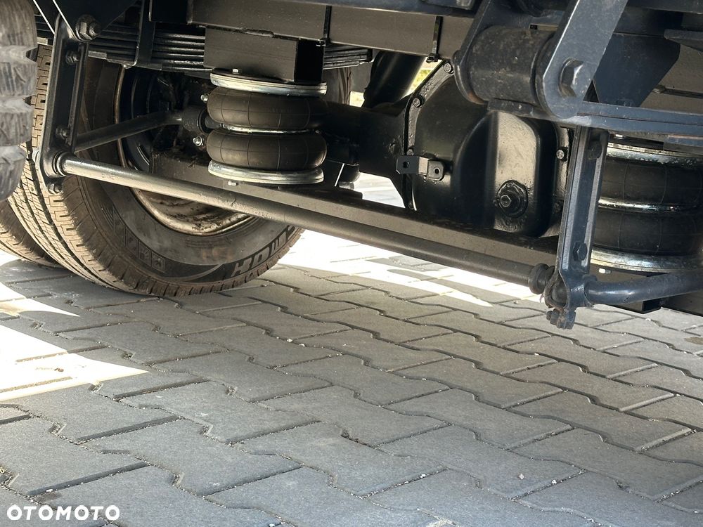 Iveco Daily 50-180 2022 Rok Chłodnia 10 palet + winda multitemperatura - 8