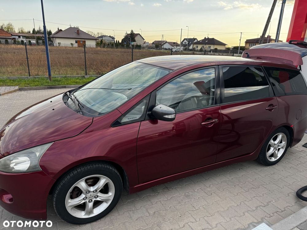 Mitsubishi Grandis 2.4 Intense - 27