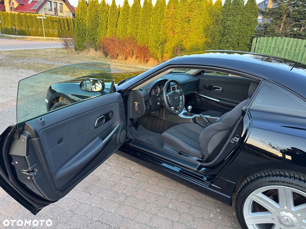 Chrysler Crossfire - 10