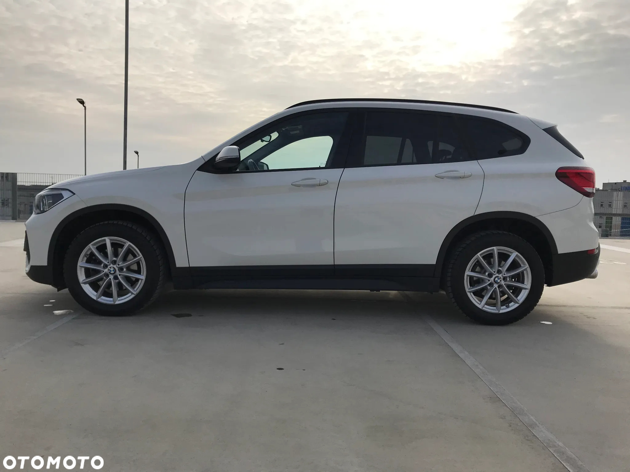BMW X1 sDrive18i Business Edition - 7
