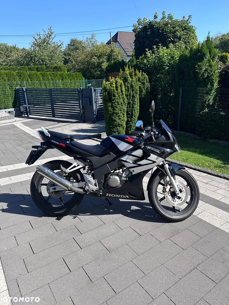 Honda CBR - 7