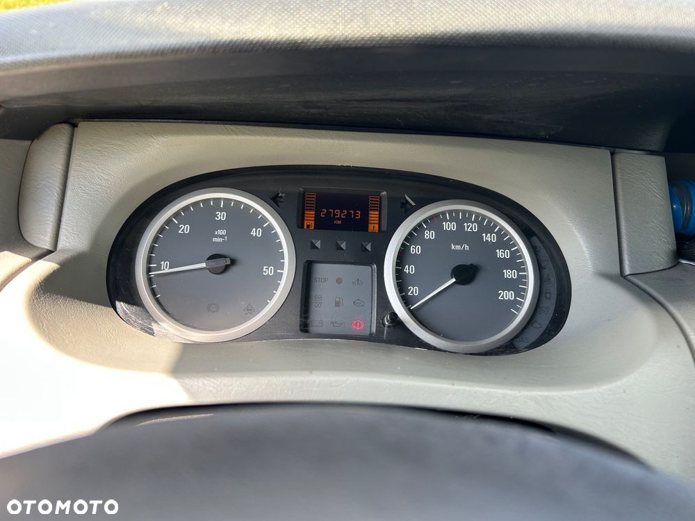 Opel Vivaro L1H1 2.9t - 9