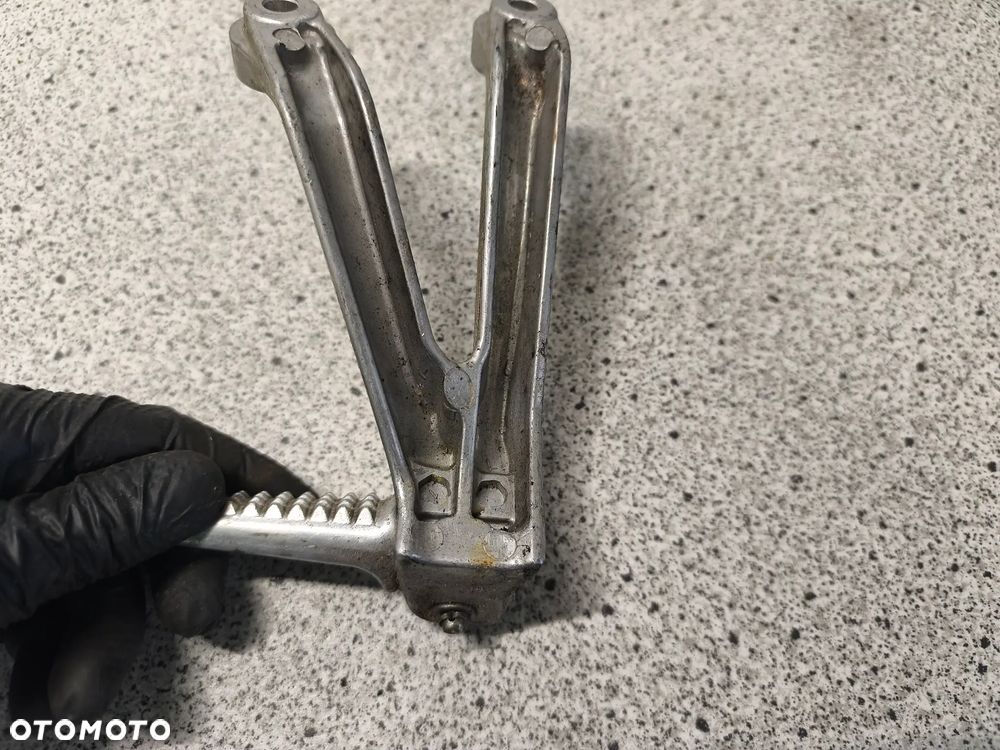 Set lewy tył, podnożek pasażera Honda CBR 900RR CBR900 RR CBR900RR CBR 900 RR - 8