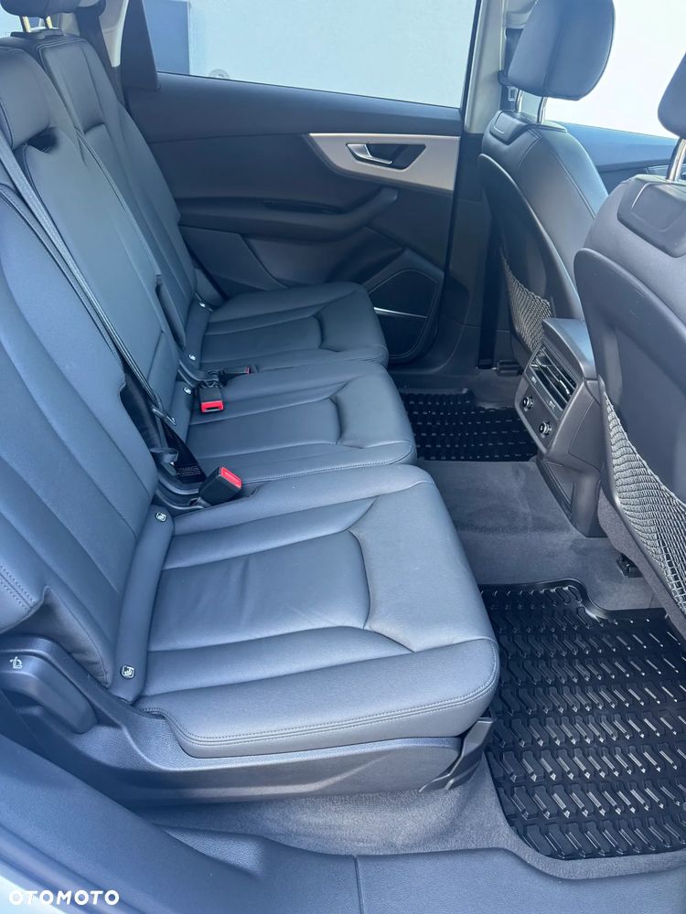 Audi Q7 50 TDI mHEV Quattro Black Edition Tiptr - 10
