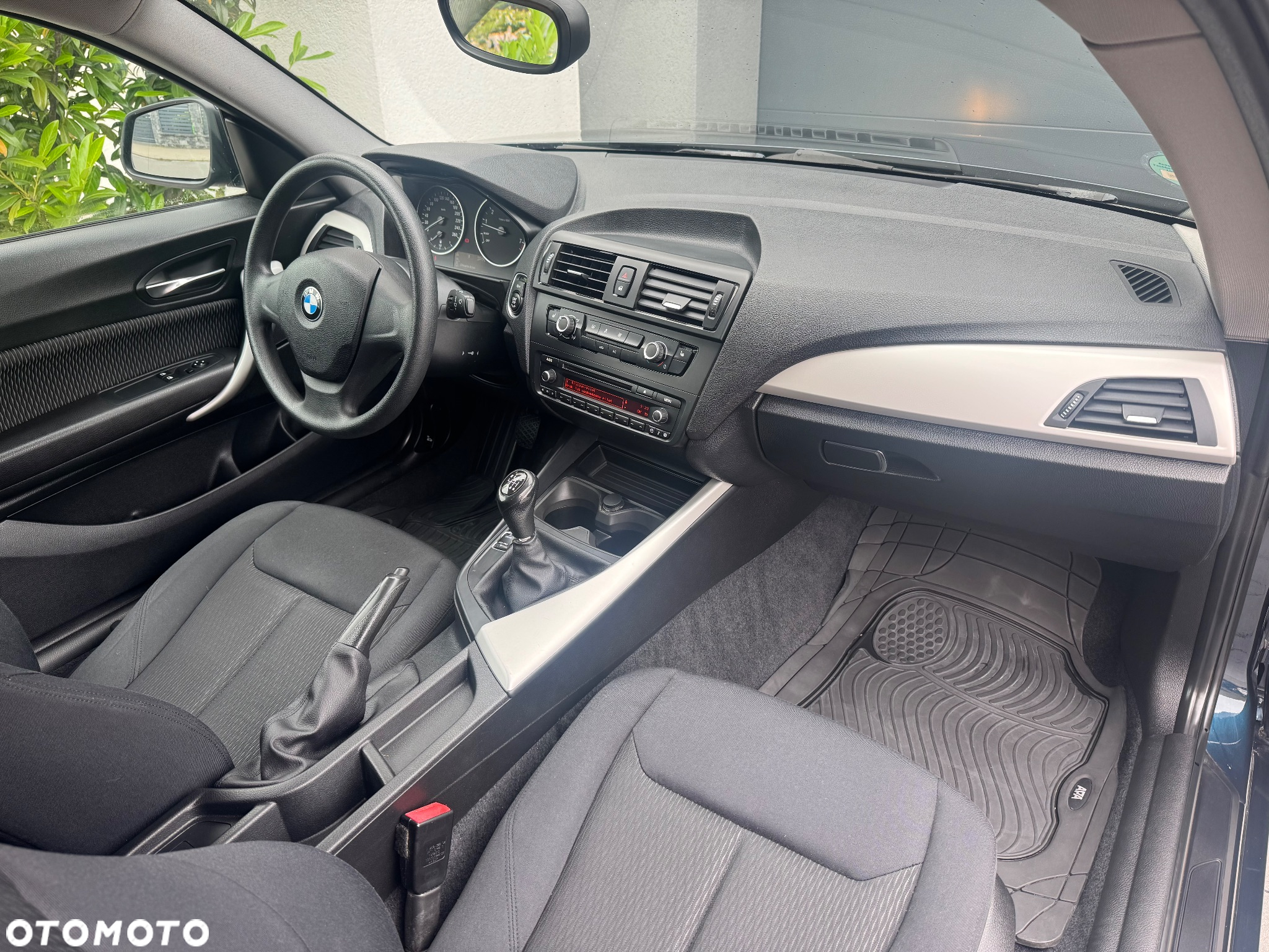 BMW Seria 1 114i - 18