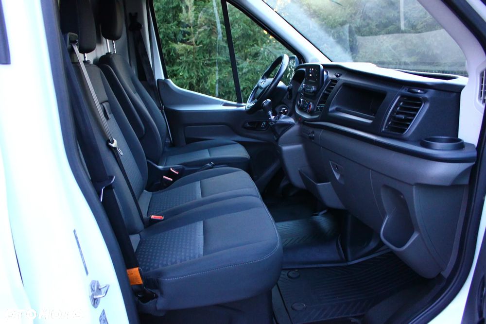 Ford TRANSIT  2.0 TDCI 130KM L2H2 BLASZAK 3 OSOBOWY - 21
