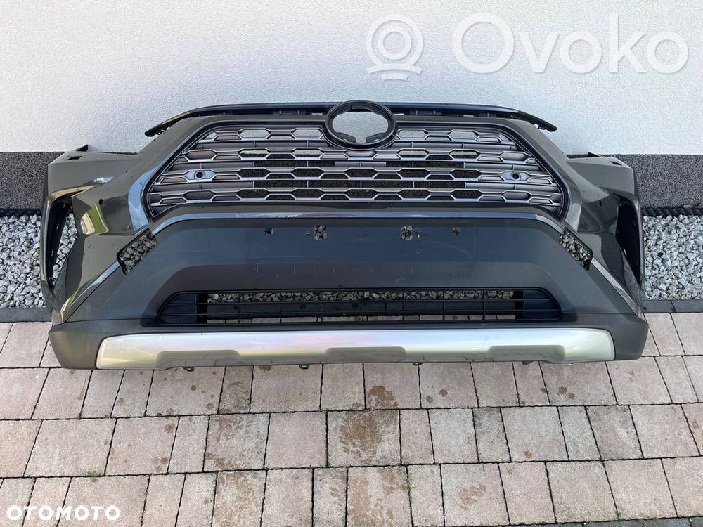 Toyota Rav4 2018- zderzak przedni