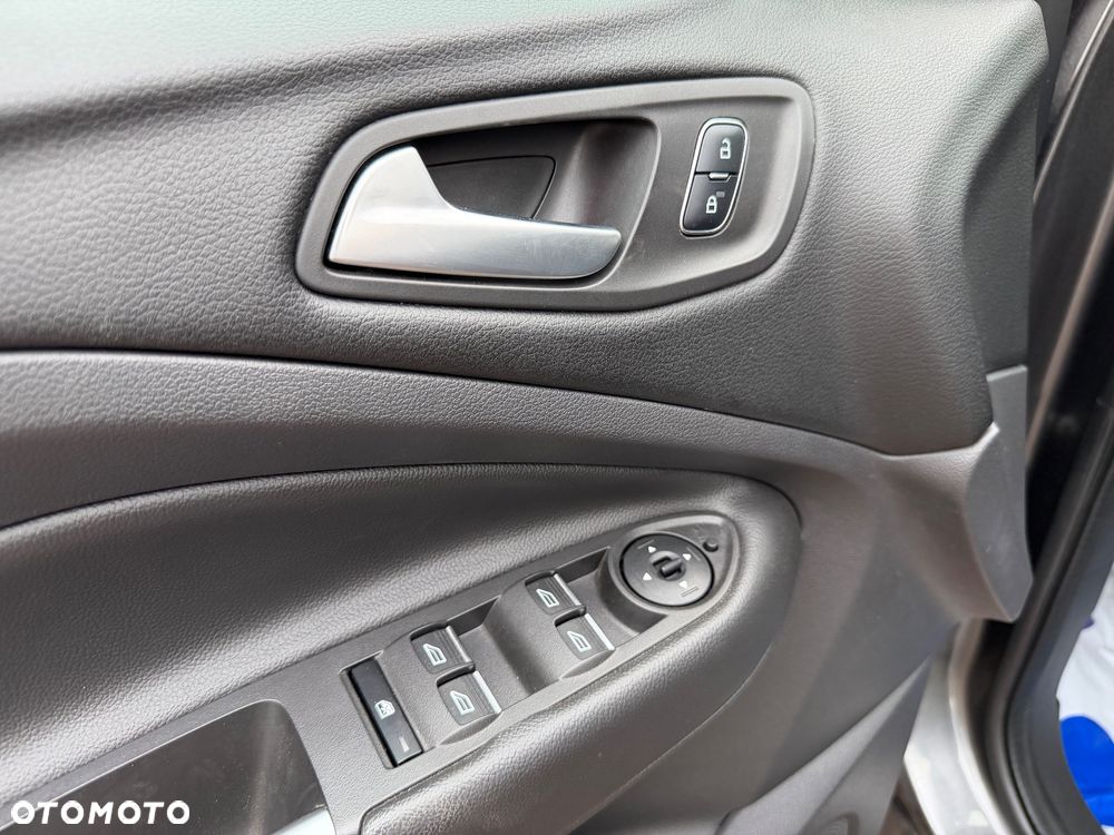 Ford Kuga 1.6 EcoBoost 2x4 SYNC - 26