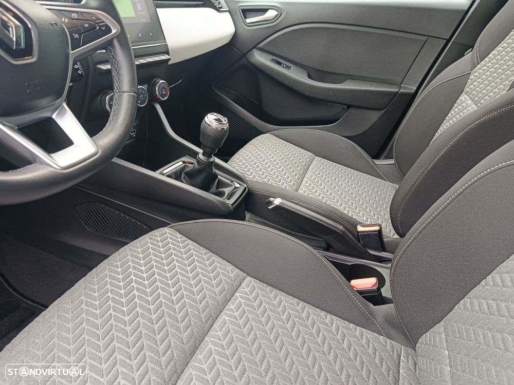 Renault Clio 1.0 TCe Evolution Bi-Fuel - 27