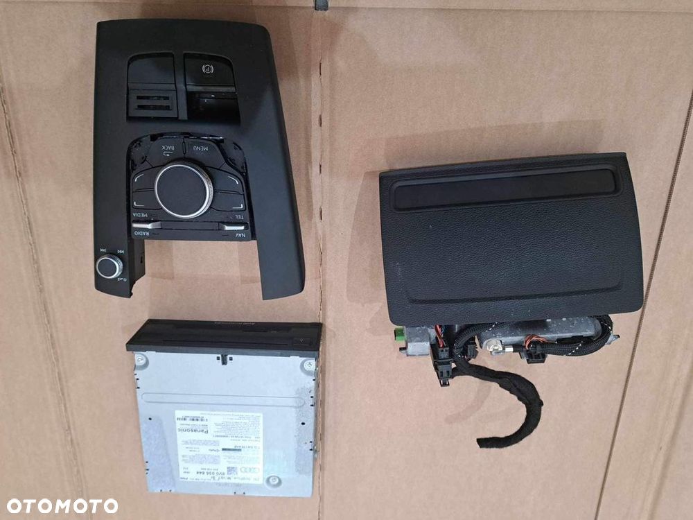 Audi A3 S3 8V 2012-2020 Radio nawigacja czytnik - 1