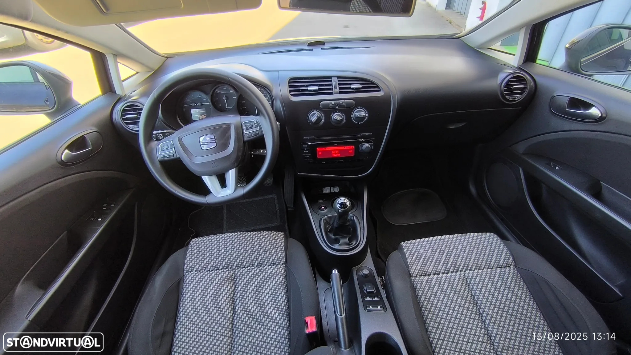 SEAT Leon 1.6 TDI Good Stuff - 37