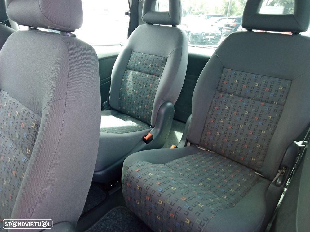 VW Sharan 1.9 TDi Highline - 25