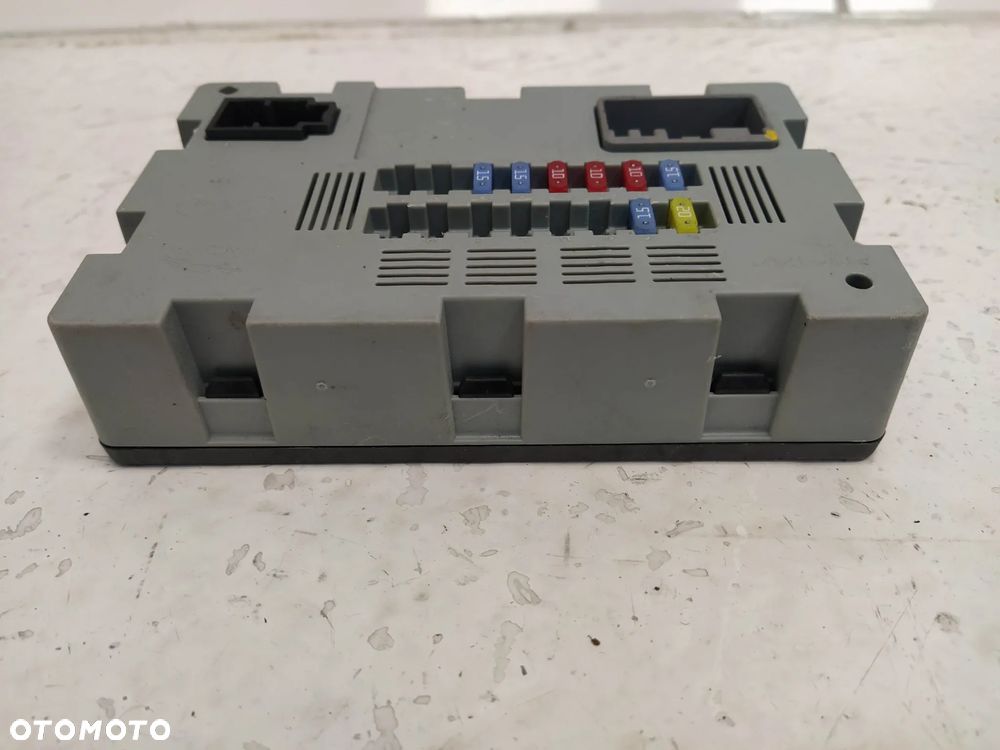 JAGUAR F-PACE X761 XJ X351 F-TYPE X152 XE X760 XF X250 I-PACE X590 RANGE ROVER EVOQUE SKRZYNKA BEZPIECZNIKÓW BEZPIECZNIKI ORYGINAŁ - 5