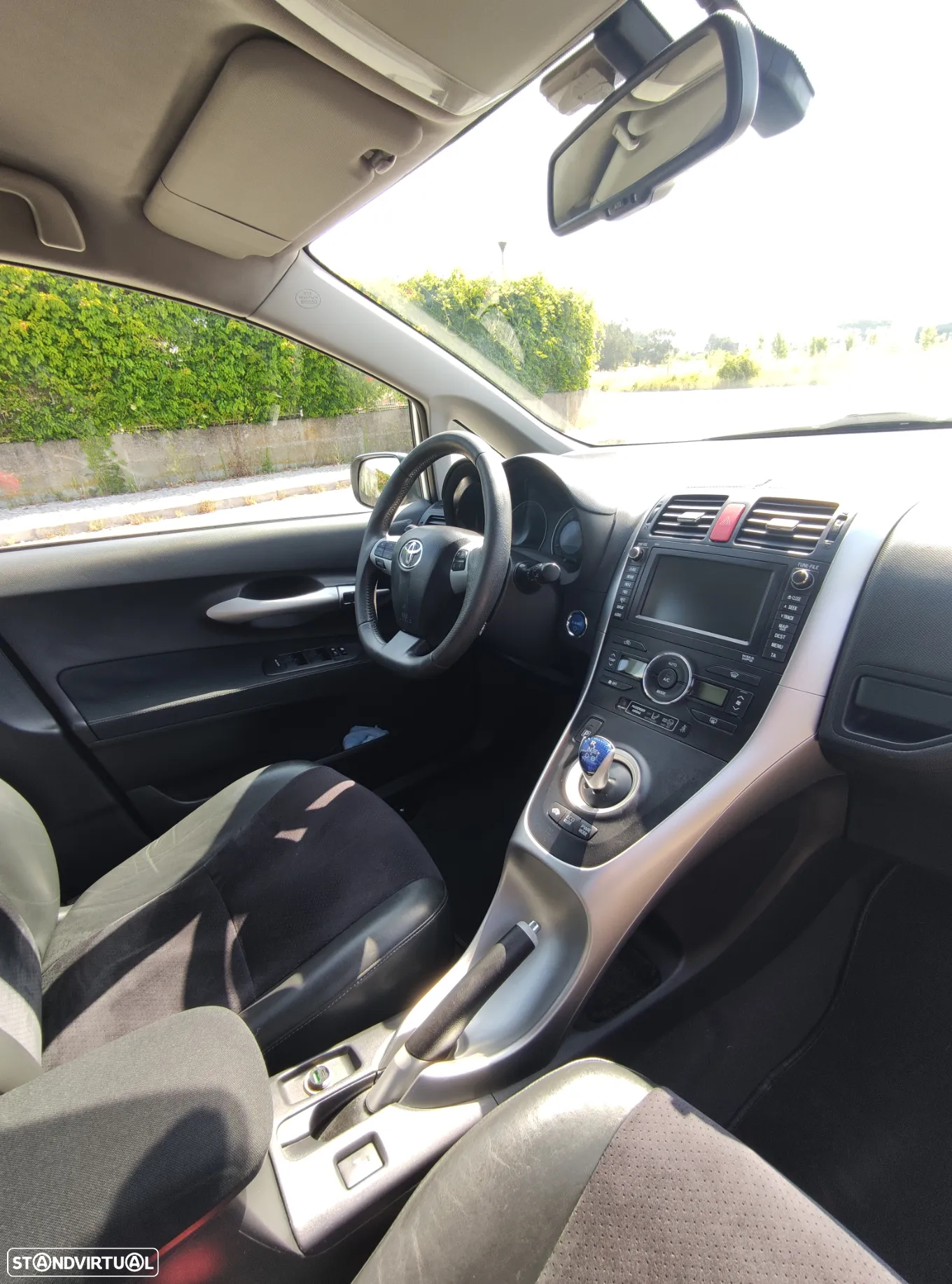 Toyota Auris 1.8 HSD Comfort - 8