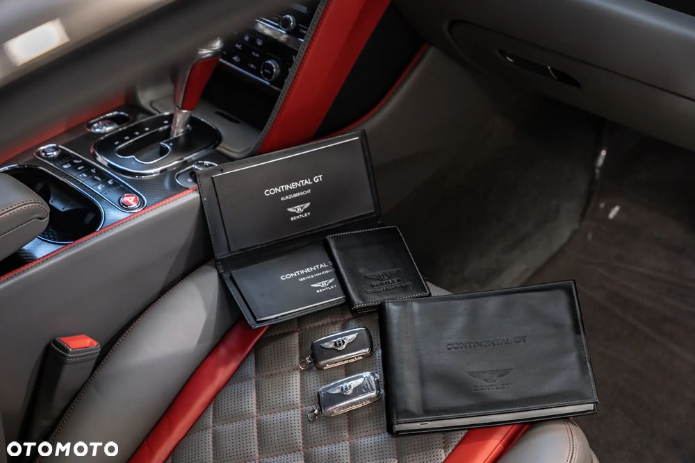 Bentley Continental GT - 40
