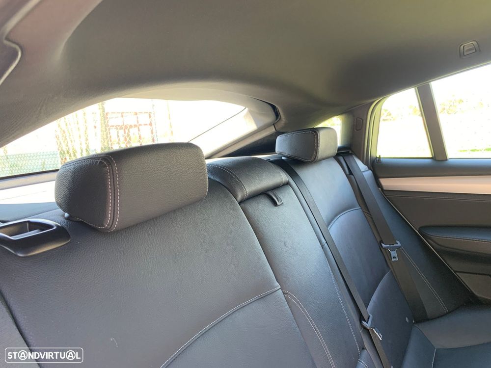 BMW X4 20 d xDrive Pack M - 25