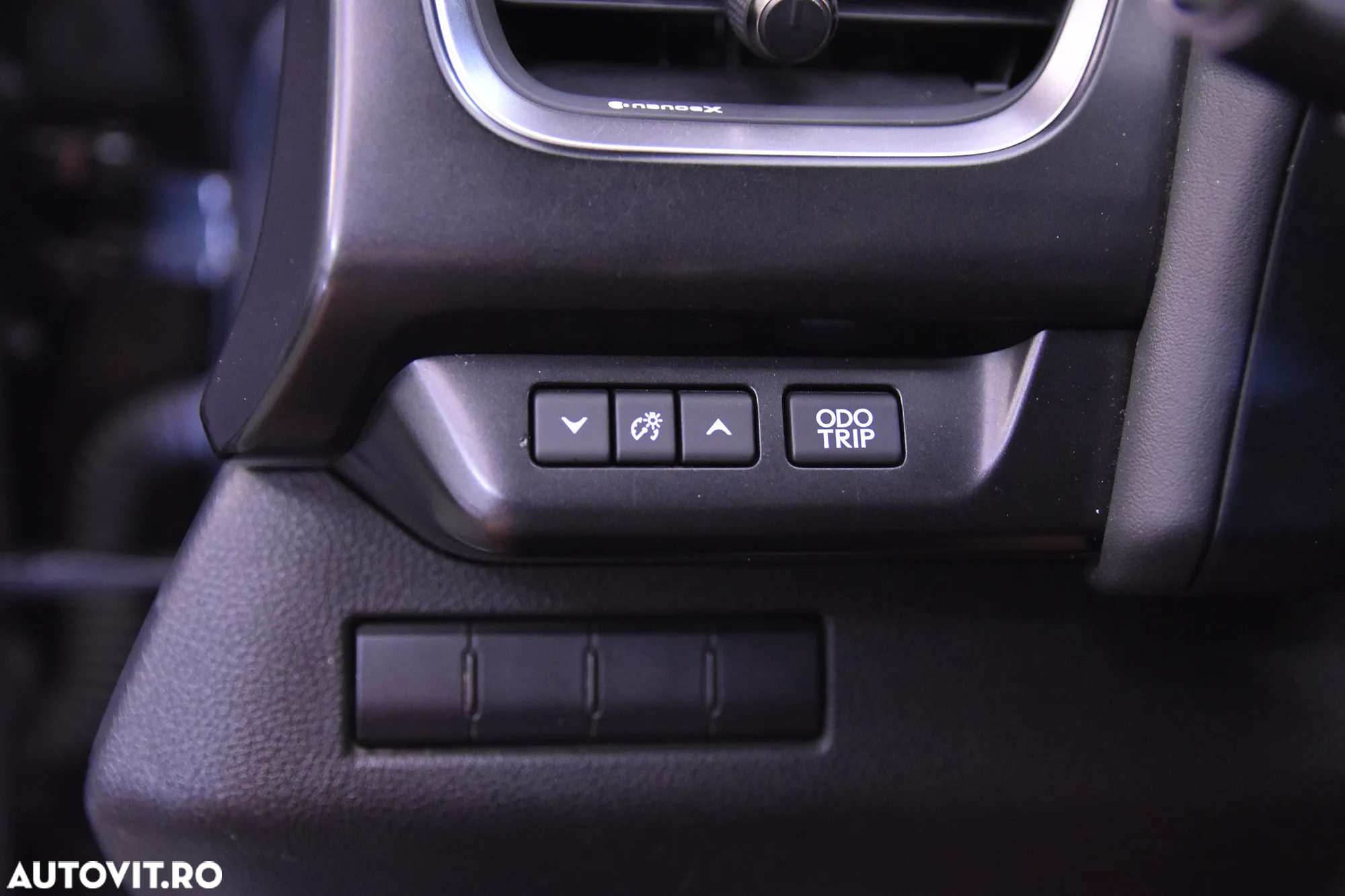 Lexus UX 250h - 15