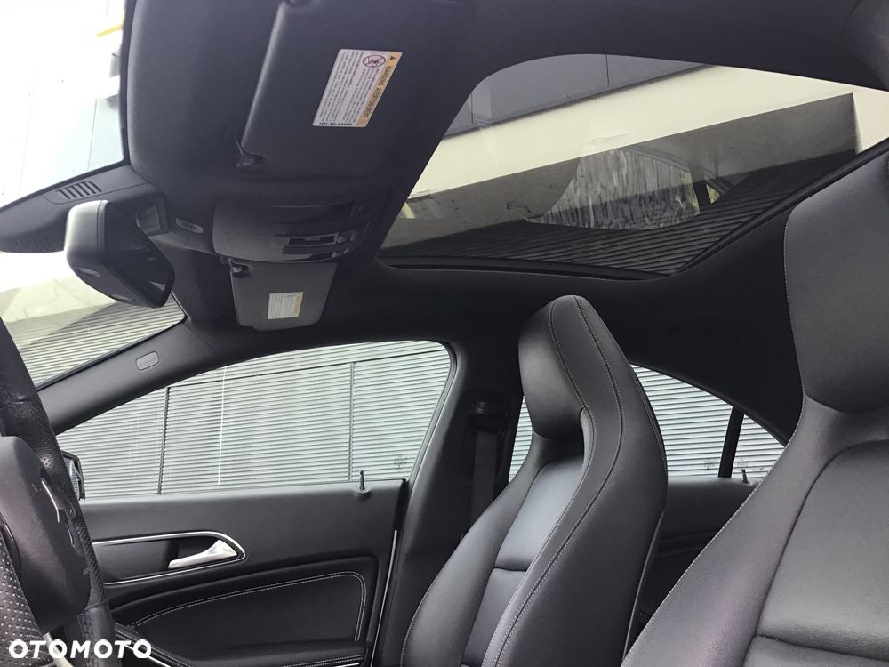 Mercedes-Benz CLA 250 4Matic 7G-DCT AMG Line - 17