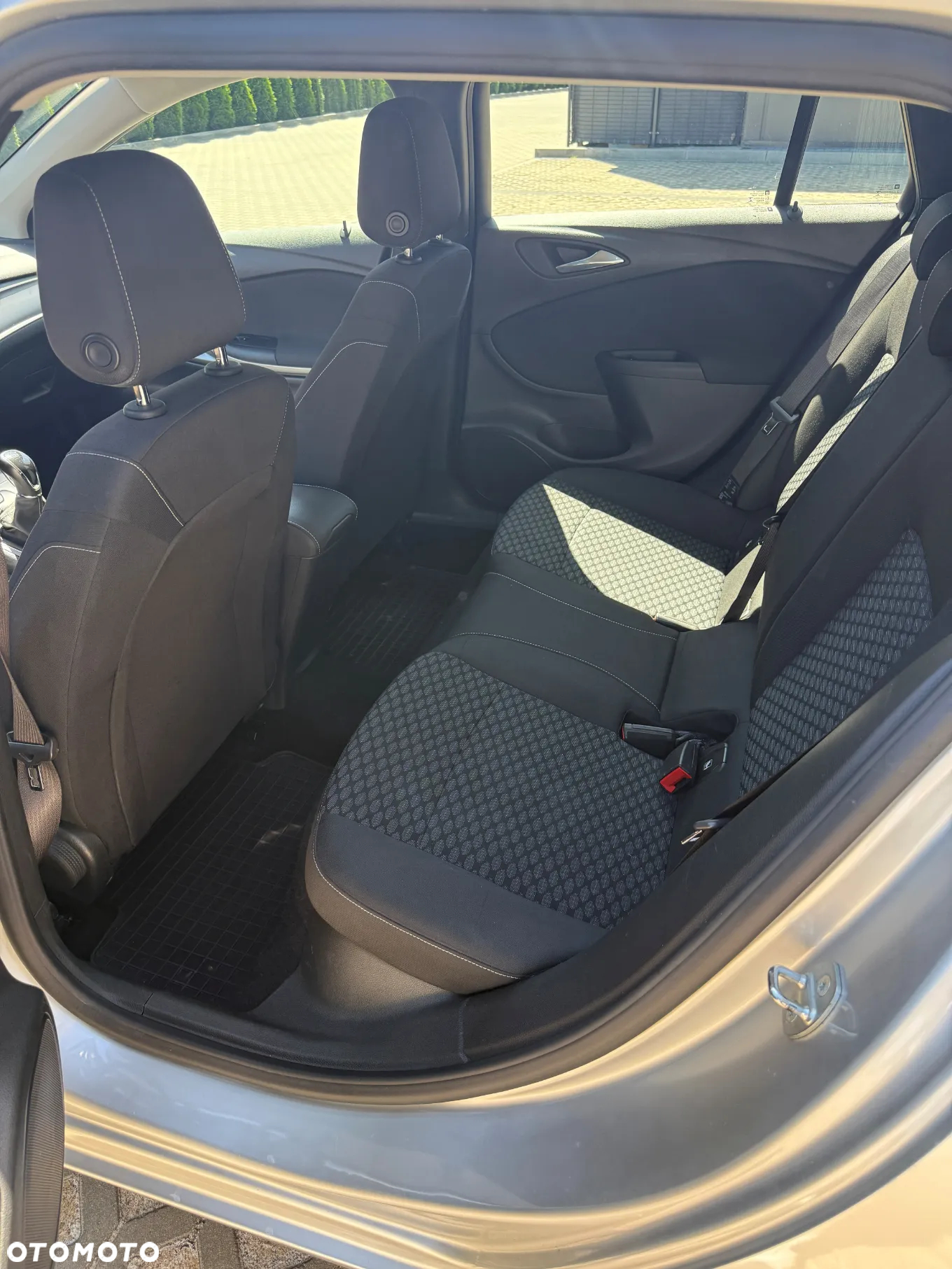 Opel Astra V 1.6 CDTI Enjoy S&S - 13