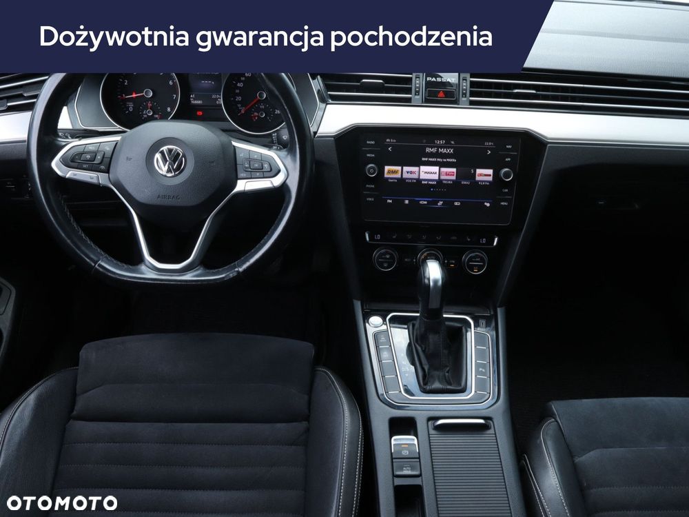 Volkswagen Passat Variant - 9