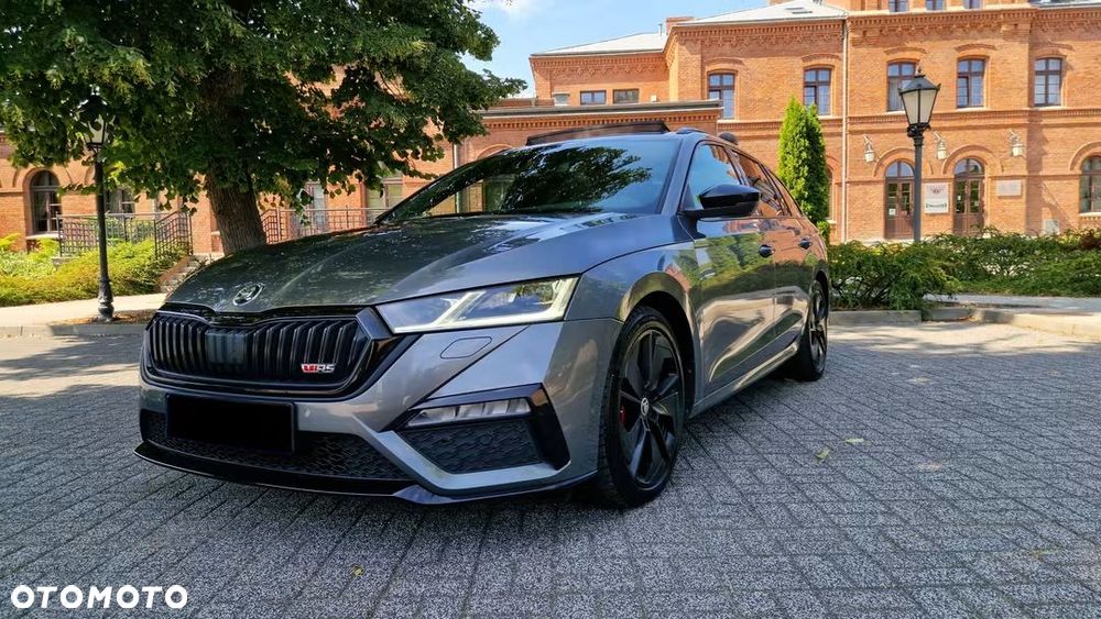 Skoda Octavia 2.0 TDI DSG RS - 3