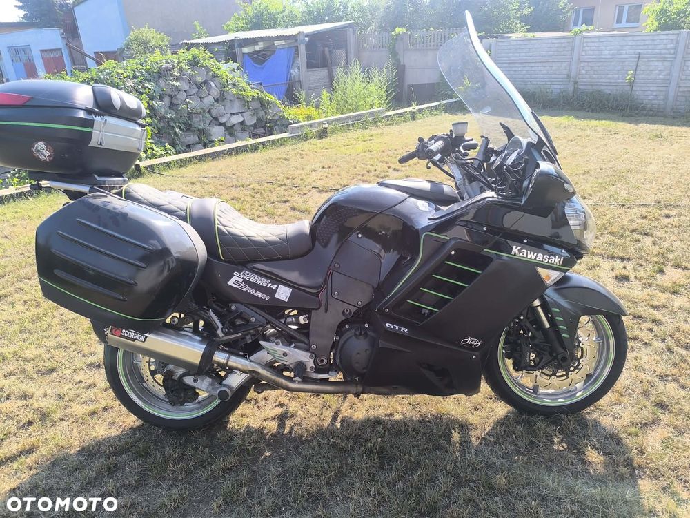 Kawasaki GTR - 2
