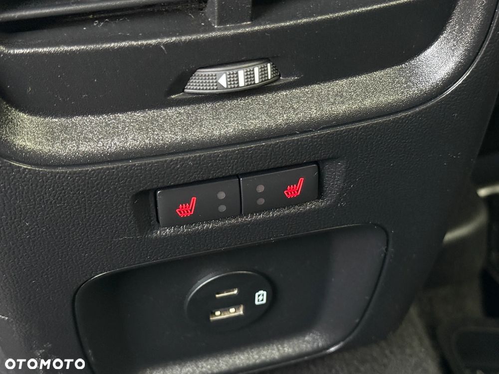 Ford Kuga 1.5 EcoBlue FWD Titanium - 35