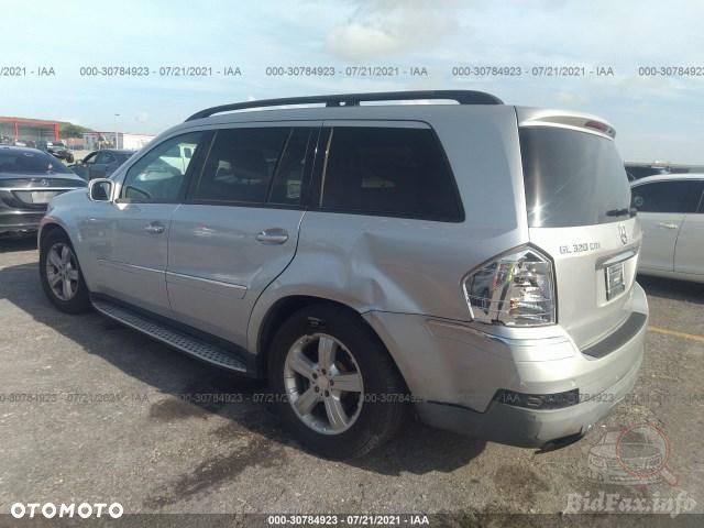 Mercedes-Benz GL 320 CDI 4Matic 7G-TRONIC - 38