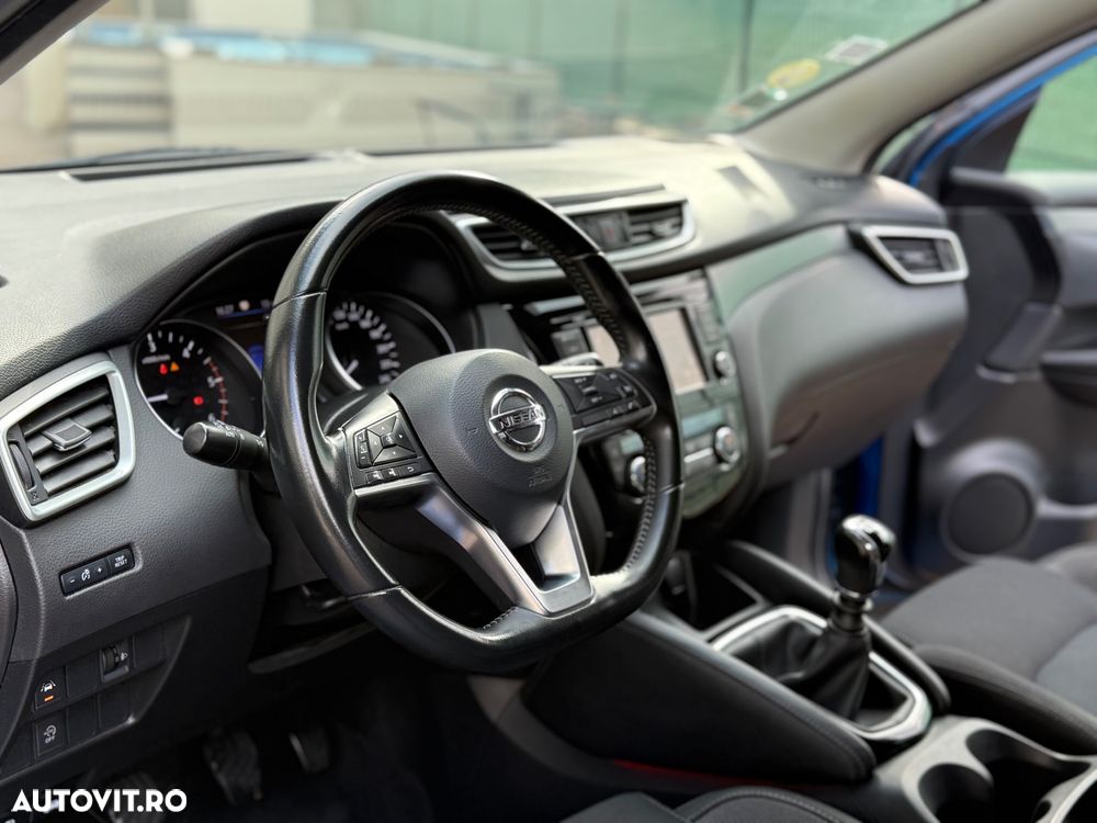 Nissan Qashqai 1.7 dCi N-CONNECTA - 11