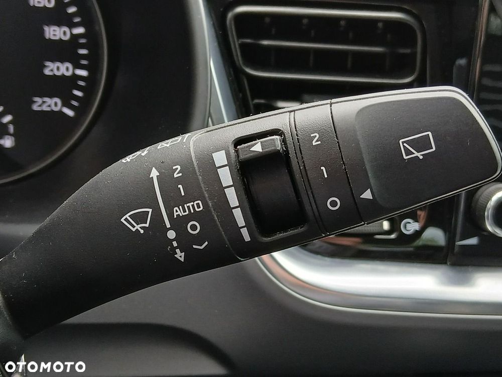 Kia Stonic 1.0 T-GDI L - 28