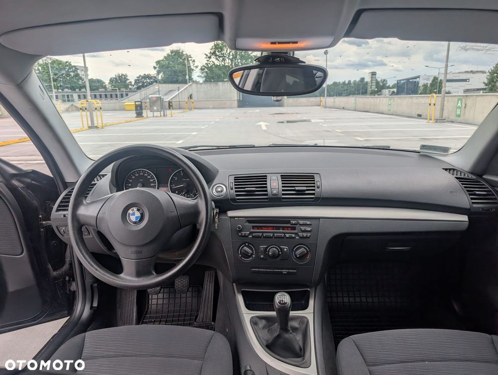 BMW Seria 1 116i - 12