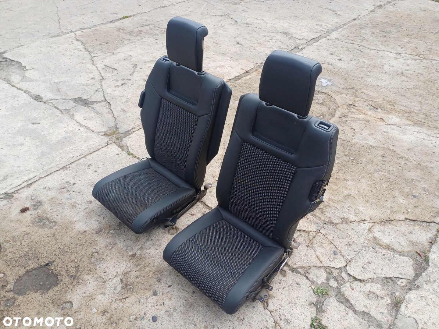 fotele fotel kanapa 7 osob OPEL ZAFIRA B 05-08R - 14