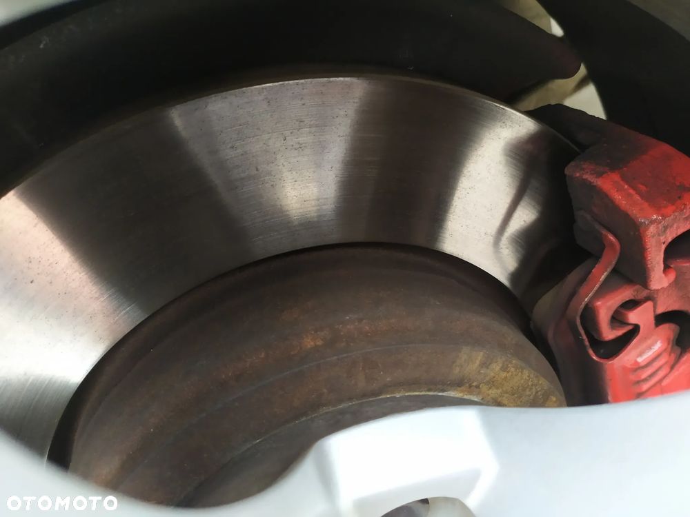 BMW Seria 5 - 35