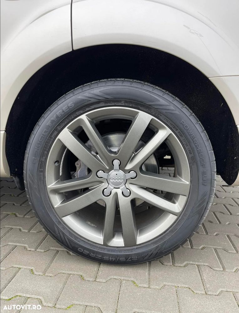 Audi Q7 - 17