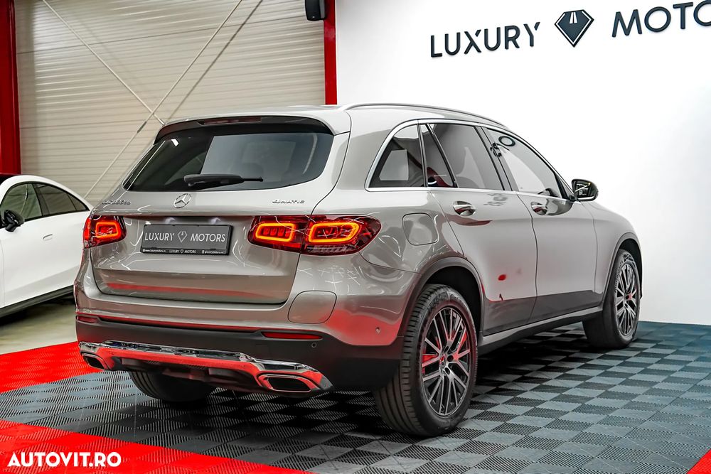 Mercedes-Benz GLC 300 de 4Matic 9G-TRONIC Exclusive - 11