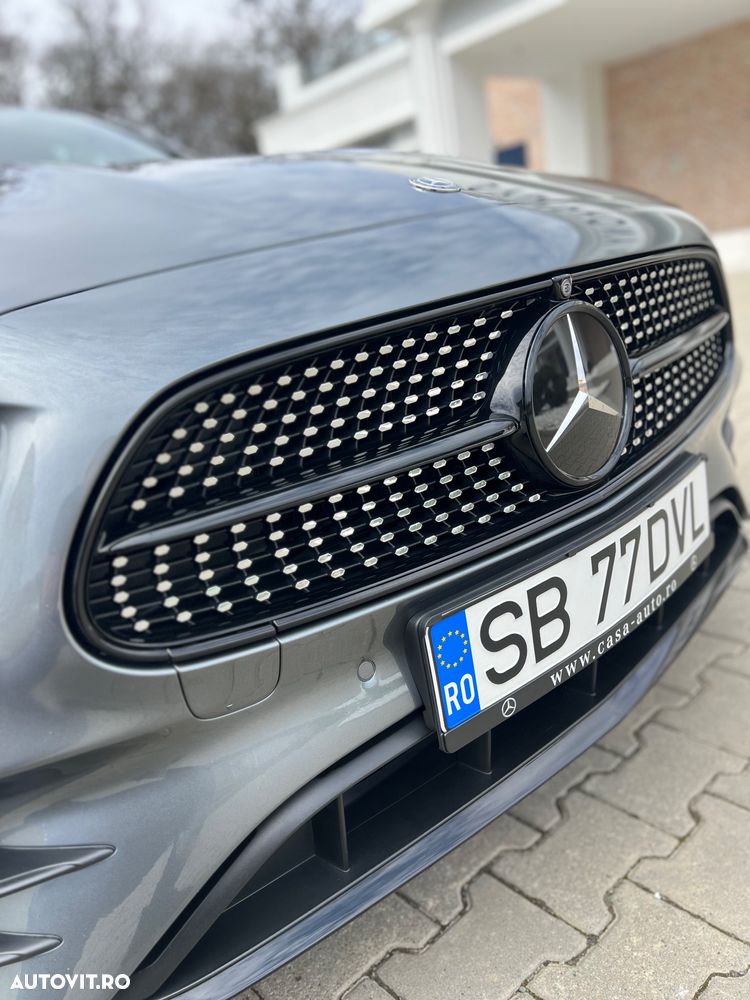 Mercedes-Benz E 300 4MATIC Aut. - 31