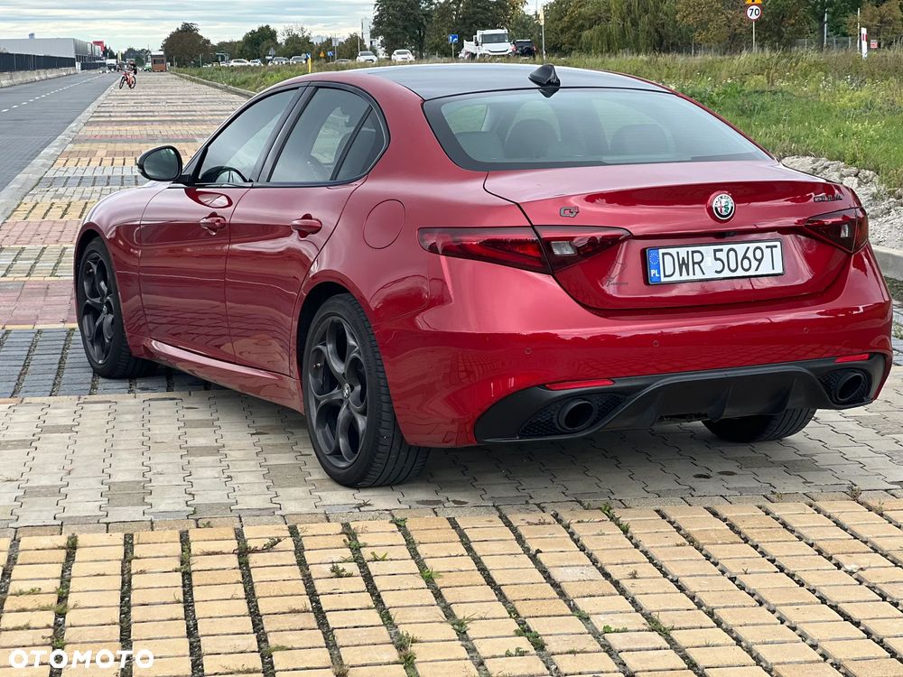 Alfa Romeo Giulia 2.0 Turbo 16V AT8-Q4 Veloce Ti - 13