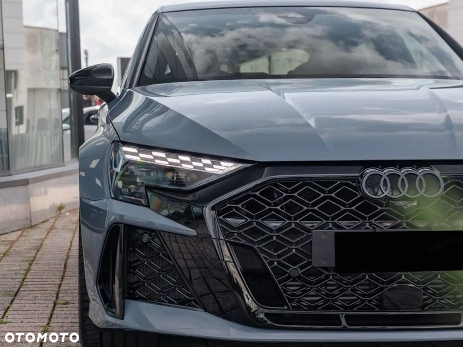 Audi RS3 Sportback TFSI Quattro S tronic - 5