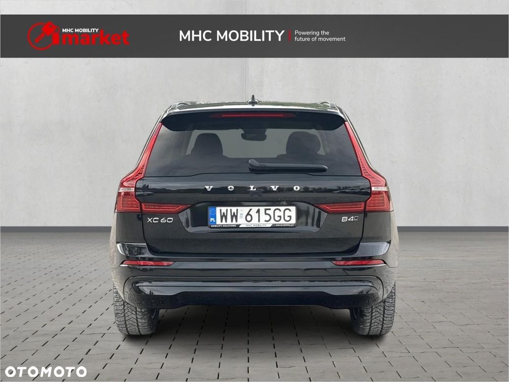 Volvo XC 60 B4 D AWD Core - 4