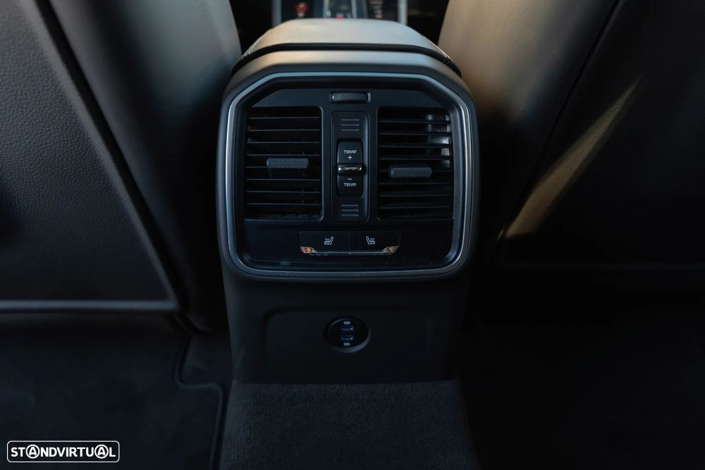 Porsche Macan GTS PDK - 39