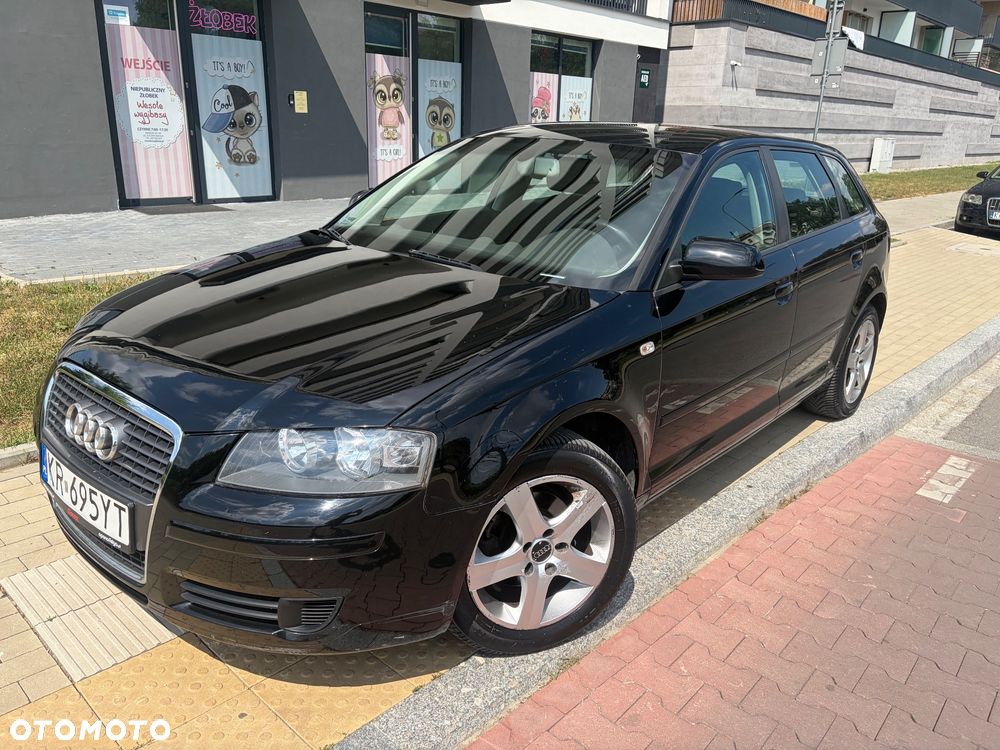 Audi A3 Sportback 1.6 TDI DPF Ambition - 5