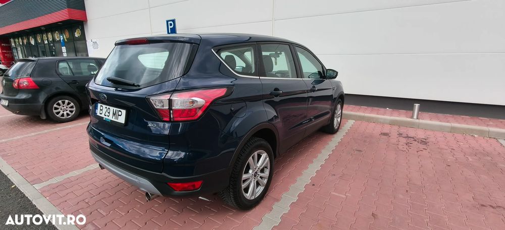 Ford Kuga 1.5 EcoBoost 4WD Aut. Trend - 5