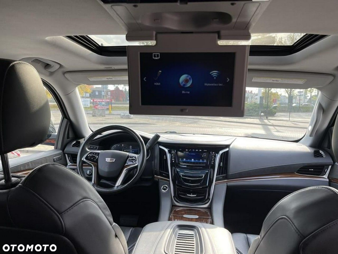 Cadillac Escalade - 18