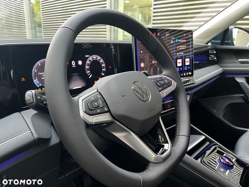 Volkswagen Tiguan - 16
